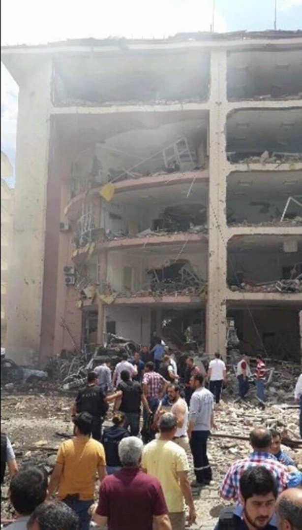 Foto - İşte Midyat'taki saldırıdan ilk görüntüler