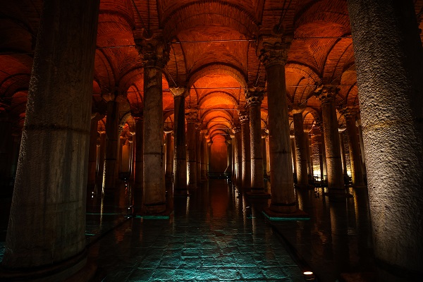 Foto - İşte o detay... Yerebatan Sarayı’nın isminin nereden geldiğini biliyor musunuz?