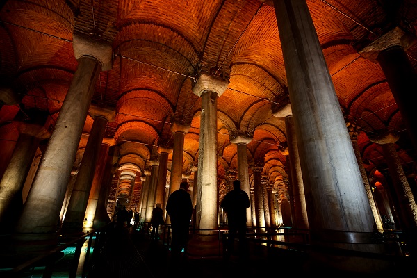 Foto - İşte o detay... Yerebatan Sarayı’nın isminin nereden geldiğini biliyor musunuz?