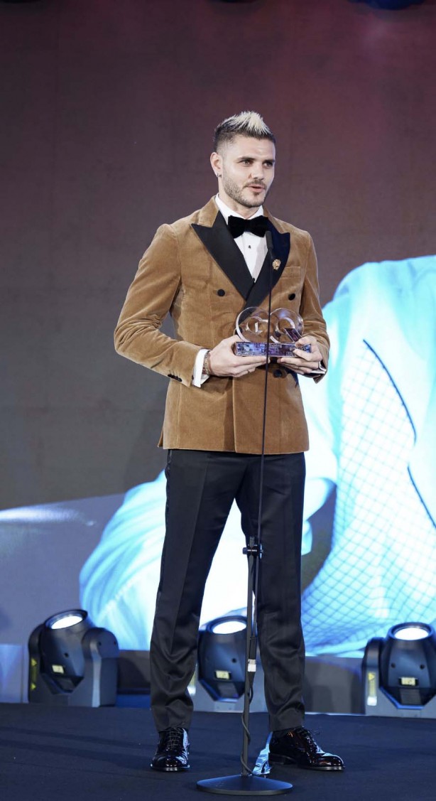 Foto - İşte o ödül töreninde çok konuşulan fotoğraf! Icardi, Teoman, Burak Özçivit... Icardi’nin eşinden bomba itiraf geldi: İstanbul’a taşınmaya ben ikna ettim!