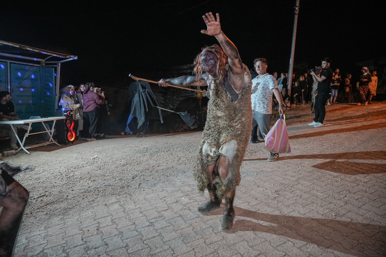 Foto - İşte Osmanlı’nın efsanevi süvarileri ‘Deliler’ Bayram gecelerini korku ve eğlenceye dönüştürüyor