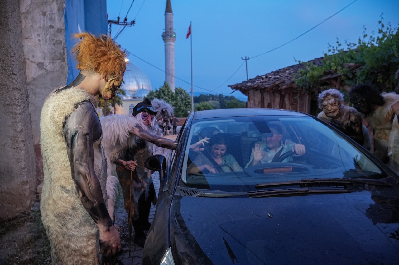 Foto - İşte Osmanlı’nın efsanevi süvarileri ‘Deliler’ Bayram gecelerini korku ve eğlenceye dönüştürüyor