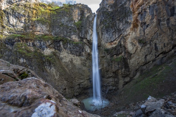 Foto - İşte Rabat Şelalesi'nde ilkbahar güzelliği...