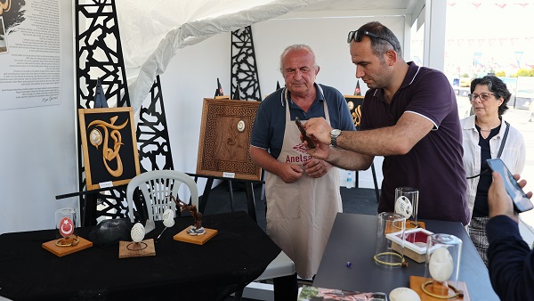 Foto - İşte sanatın en kırılgan hali