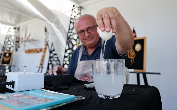 Foto - İşte sanatın en kırılgan hali