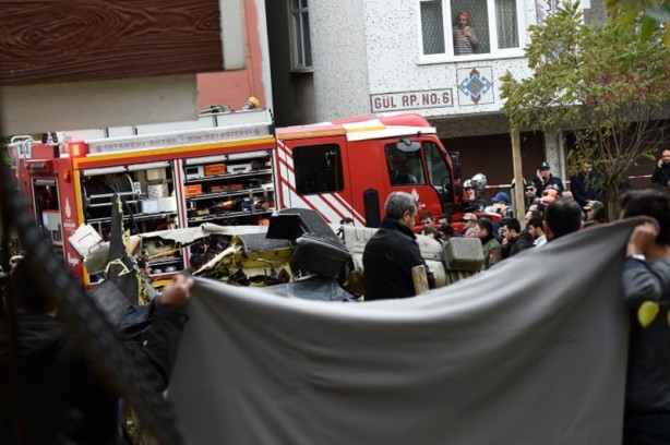 Foto - İşte Sancaktepe'deki helikopter kazasından ilk fotoğraflar...