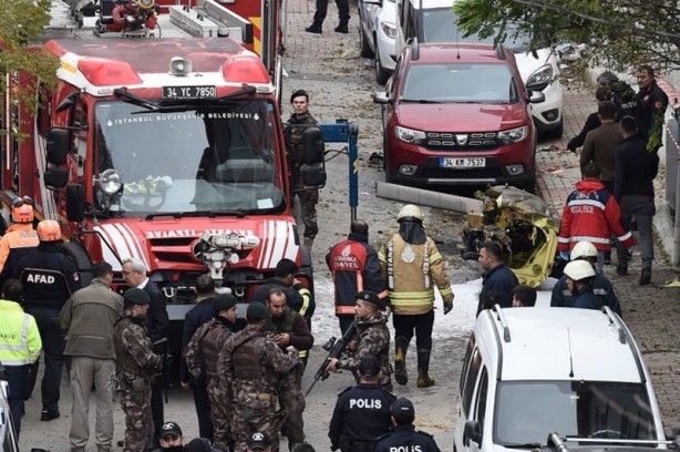 Foto - İşte Sancaktepe'deki helikopter kazasından ilk fotoğraflar...