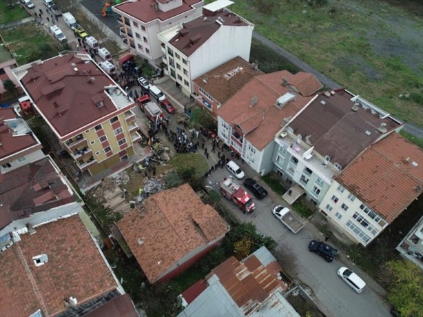 Foto - İşte Sancaktepe'deki helikopter kazasından ilk fotoğraflar...