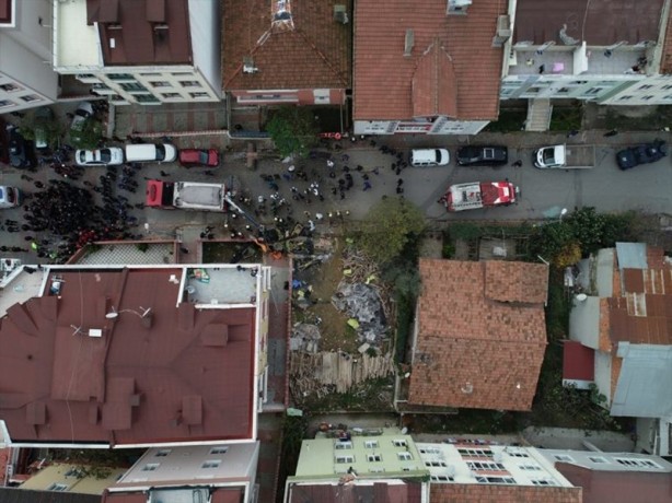 Foto - İşte Sancaktepe'deki helikopter kazasından ilk fotoğraflar...