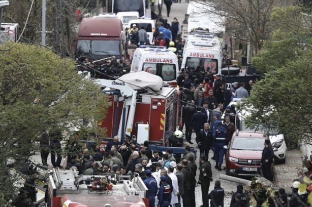 Foto - İşte Sancaktepe'deki helikopter kazasından ilk fotoğraflar...