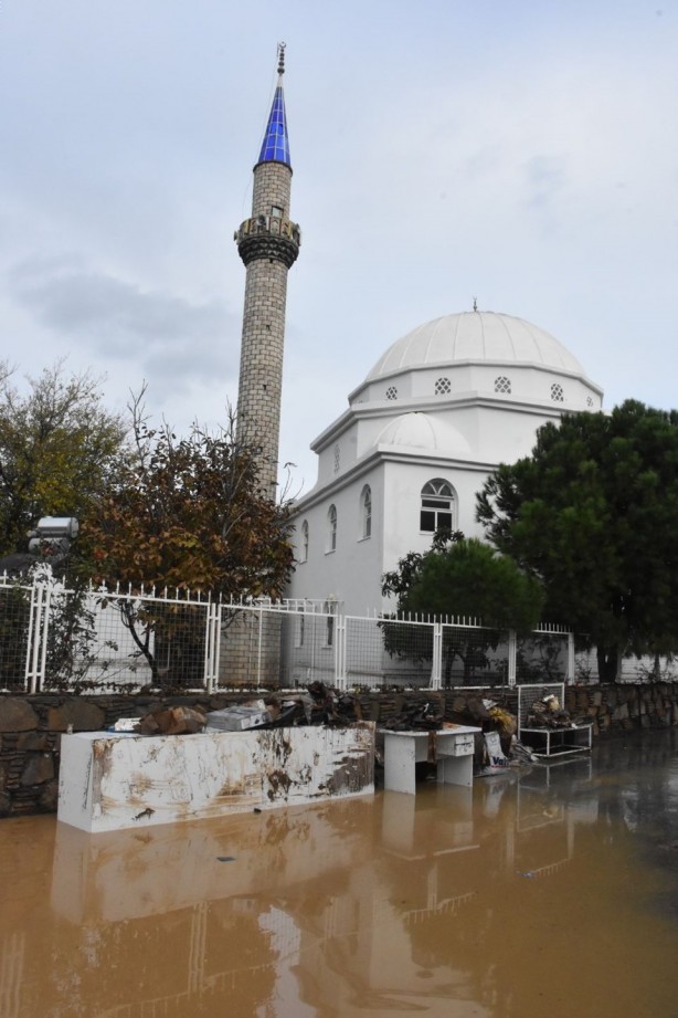 Foto - İşte sel felaketi sonrasında Bodrum!