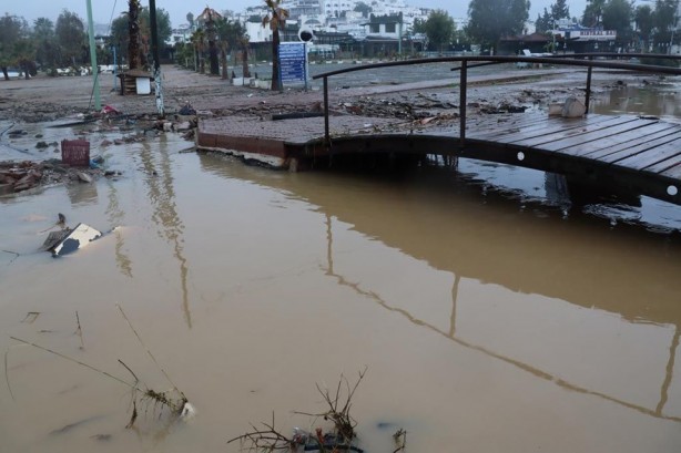 Foto - İşte sel felaketi sonrasında Bodrum!