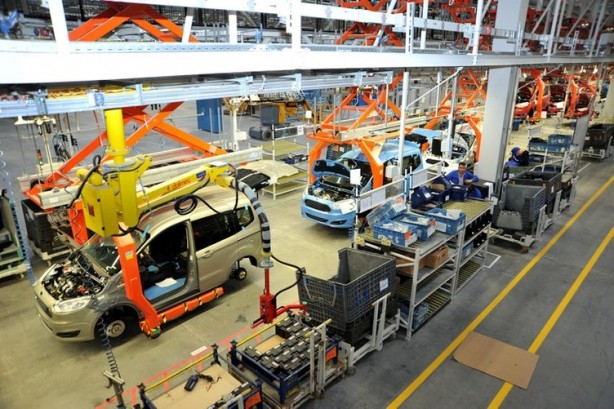 Foto - İşte sıfır otomobil stokçuları! Fiyatları böyle artırıyorlar