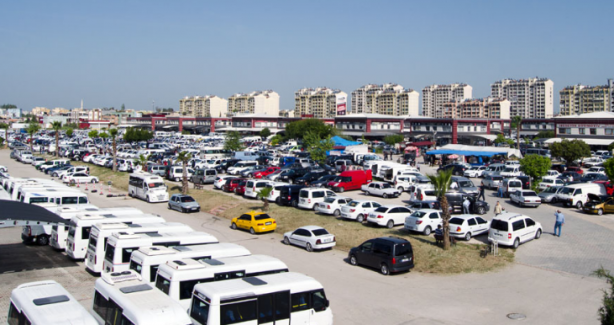 Foto - İşte sıfır otomobil stokçuları! Fiyatları böyle artırıyorlar