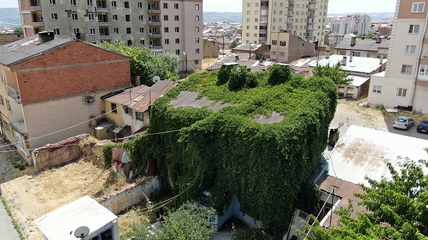 Foto - İşte Sivas'ın en çevreci evi! Görenler dönüp tekrar bakıyor