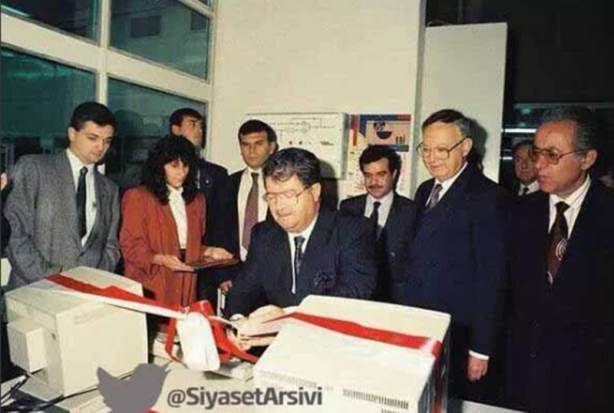 Foto - İşte siyasilerin arşivde kalmış bilinmeyen fotoğrafları