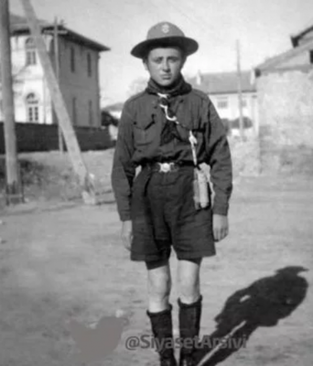 Foto - İşte siyasilerin arşivde kalmış bilinmeyen fotoğrafları