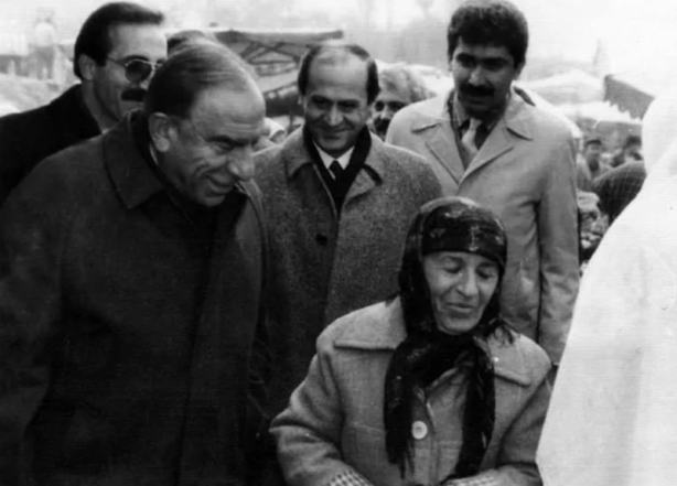 Foto - İşte siyasilerin arşivde kalmış bilinmeyen fotoğrafları