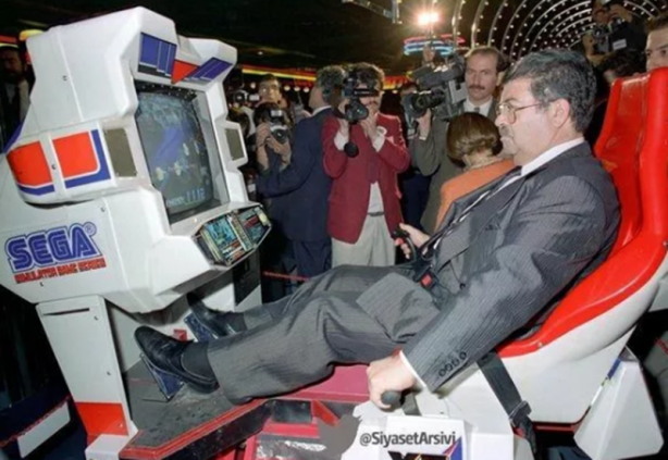 Foto - İşte siyasilerin arşivde kalmış bilinmeyen fotoğrafları