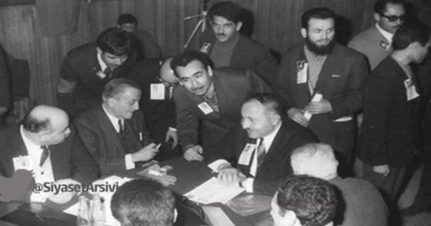 Foto - İşte siyasilerin arşivde kalmış bilinmeyen fotoğrafları