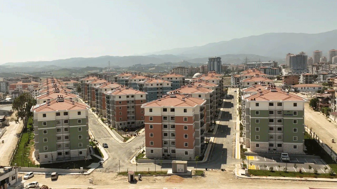 Foto - İşte sosyal devlet işte hizmet! Hatay'ın son haline bir de şimdi bakın!