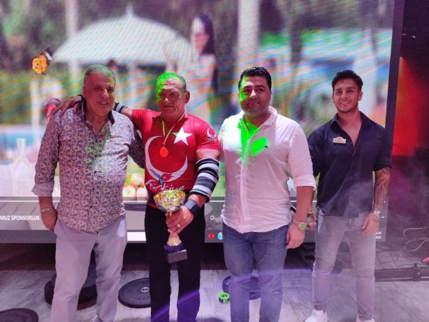 Foto - İşte şov denemesinin sonucu! İngiliz asker Seyit Onbaşı'ya özendi