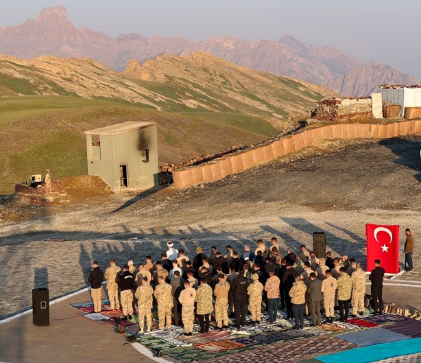 Foto - İşte Süleyman Soylu'yu istememe nedenleri! Görüntüler Hakkari Yüksekova'dan