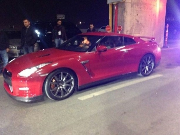 Foto - İşte Süper Lig yıldızlarının otomobilleri