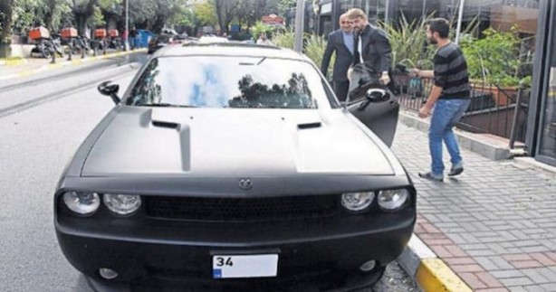 Foto - İşte Süper Lig yıldızlarının otomobilleri