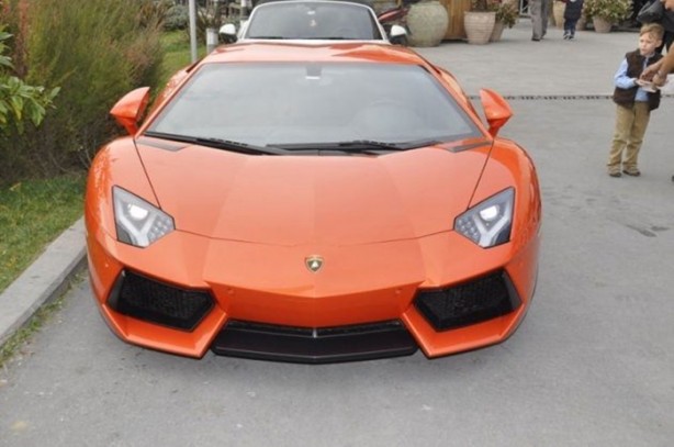 Foto - İşte Süper Lig yıldızlarının otomobilleri