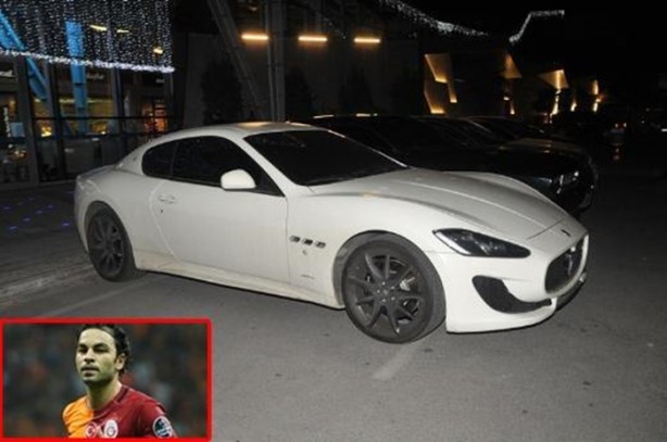 Foto - İşte Süper Lig yıldızlarının otomobilleri