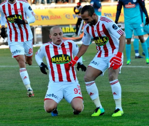 Foto - İşte Süper Lig'de son 20 yılın gol kralları! Yıldızlar geçidi: Lige damga vurdular...
