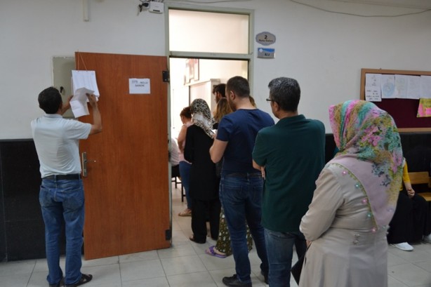 Foto - İşte tarihi seçimden ilk kareler