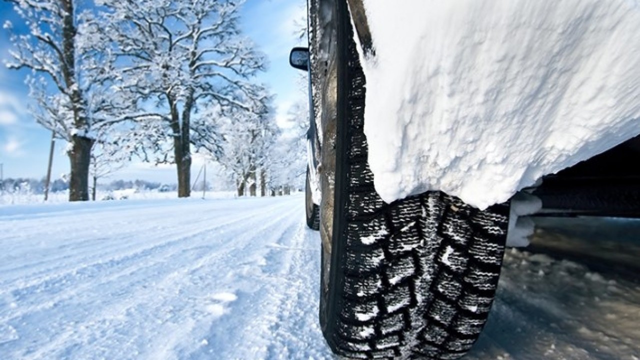 İşte tarihler! Zorunlu kış lastiği uygulaması ne zaman başlayacak?