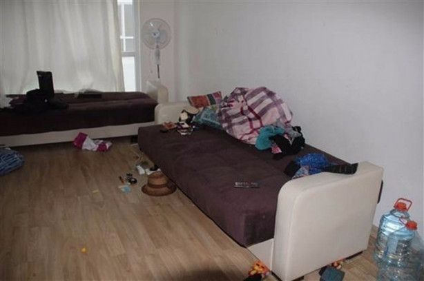 Foto - İşte teröristin kaldığı evden çıkanlar...