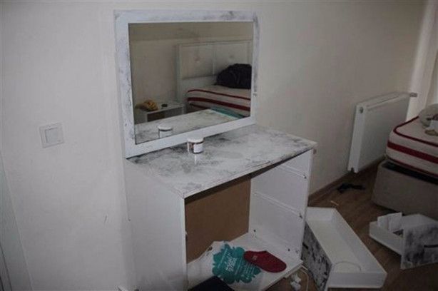 Foto - İşte teröristin kaldığı evden çıkanlar...