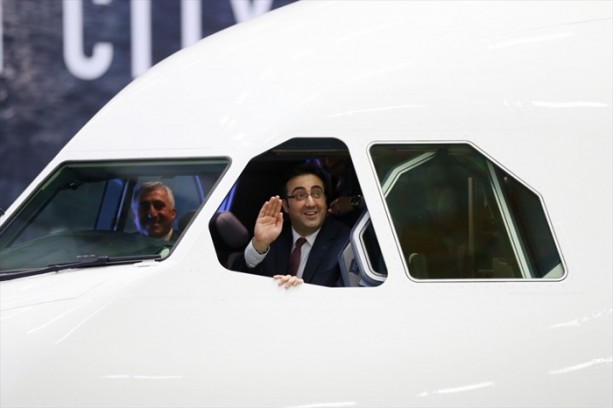 Foto - İşte THY'nin 300'üncü uçağı!