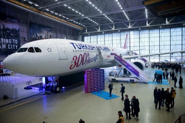 İşte THY'nin 300'üncü uçağı!