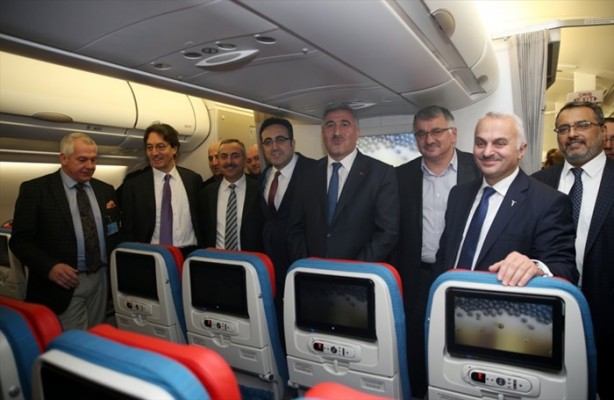 Foto - İşte THY'nin 300'üncü uçağı!