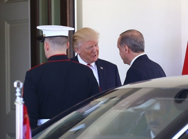 Foto - İşte Trump'ın liderlerle tokalaşma anları