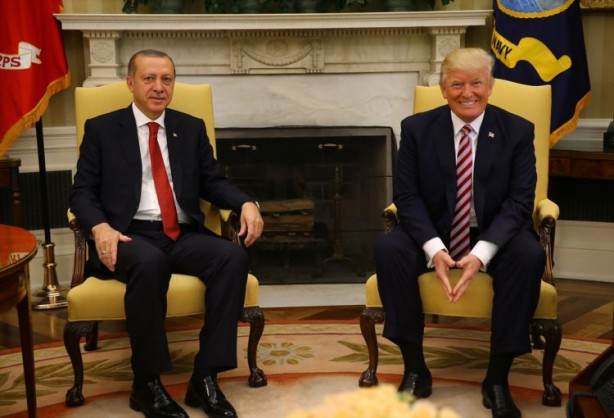 Foto - İşte Trump'ın liderlerle tokalaşma anları