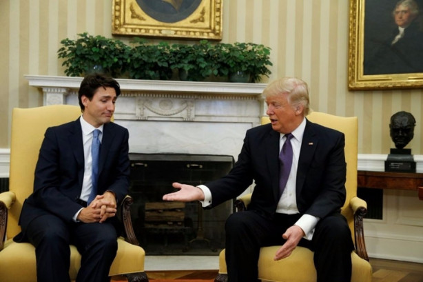Foto - İşte Trump'ın liderlerle tokalaşma anları
