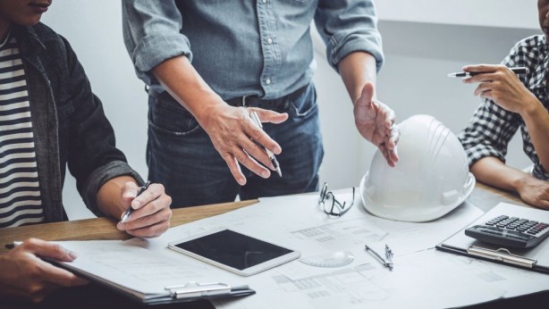 Foto - İşte Türkiye'de en çok merak edilen ve en çok kazandıran meslekler!