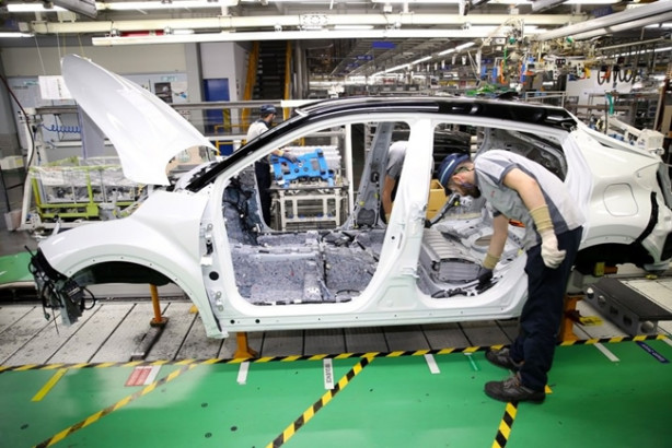 Foto - İşte Türkiye'de üretilen ilk hibrit otomobil