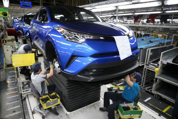 Foto - İşte Türkiye'de üretilen ilk hibrit otomobil