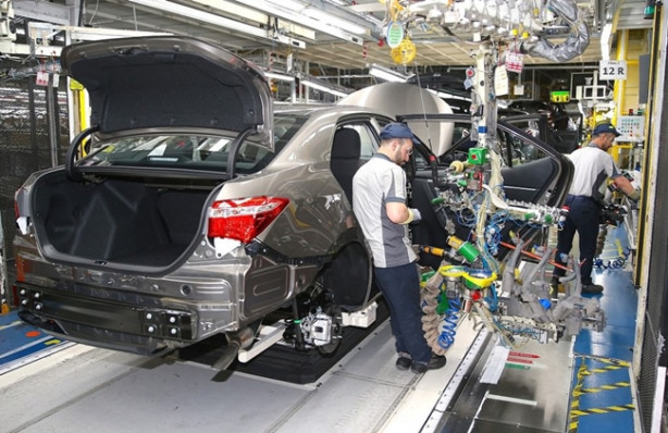 Foto - İşte Türkiye'de üretilen ilk hibrit otomobil