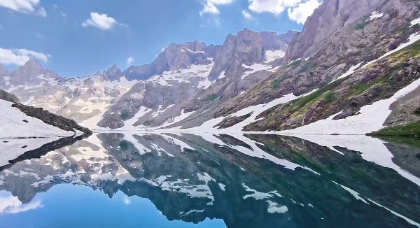 Foto - İşte Türkiye'nin en büyük buzul gölü