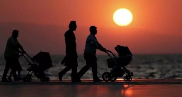 Foto - İşte ülkelere göre gençlerin evden ayrılma yaşları! Türkiye kaçıncı sırada?