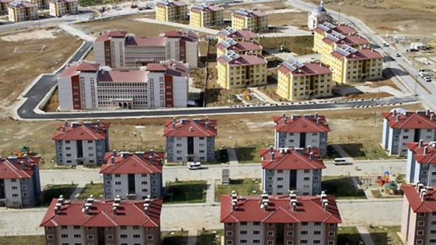 Foto - İşte Van depremi öncesi ve sonrası görüntüler