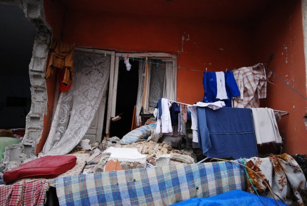 Foto - İşte Van depremi öncesi ve sonrası görüntüler